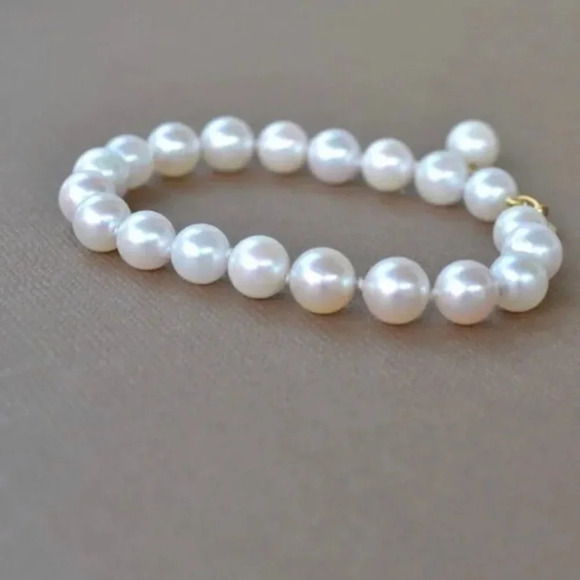 Akoya Hand-Knotted AAA Pearl Bracelet - Quality Gems - Picture 4 of 5